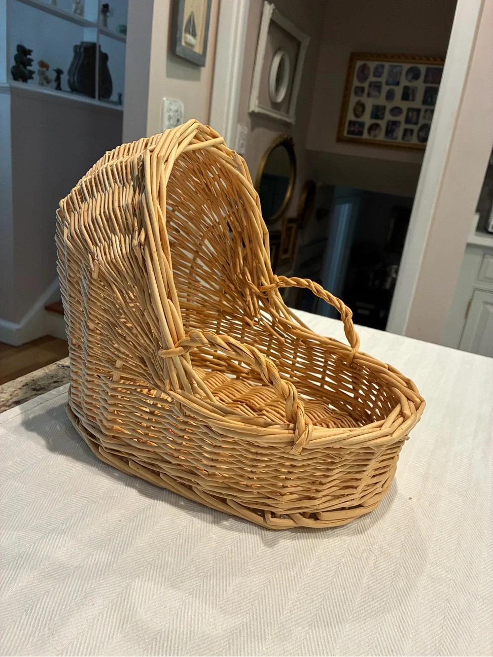 Vintage Style wicker doll Moses basket Doll Bassinet